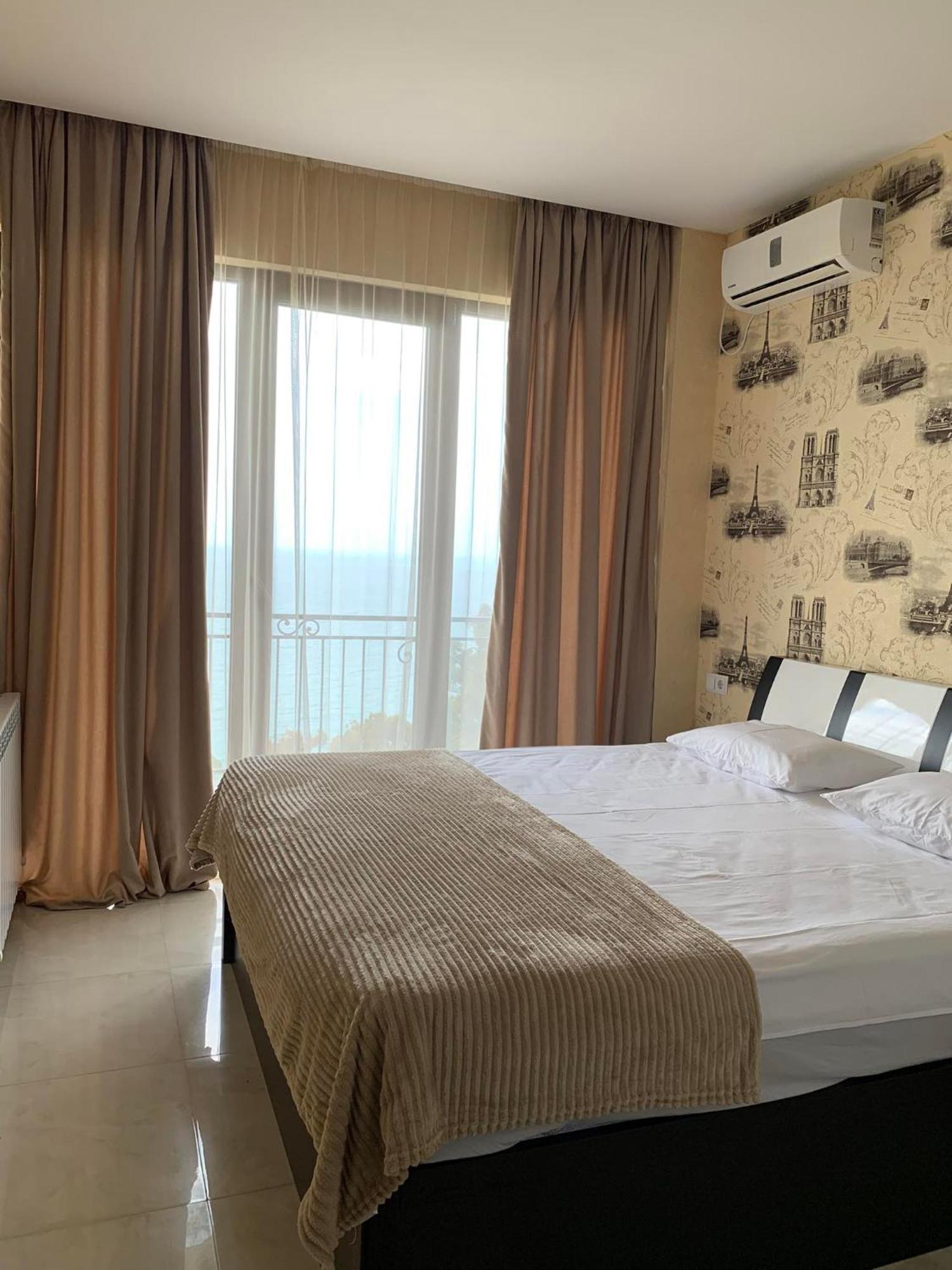 White House Chakvi Hotel Екстериор снимка