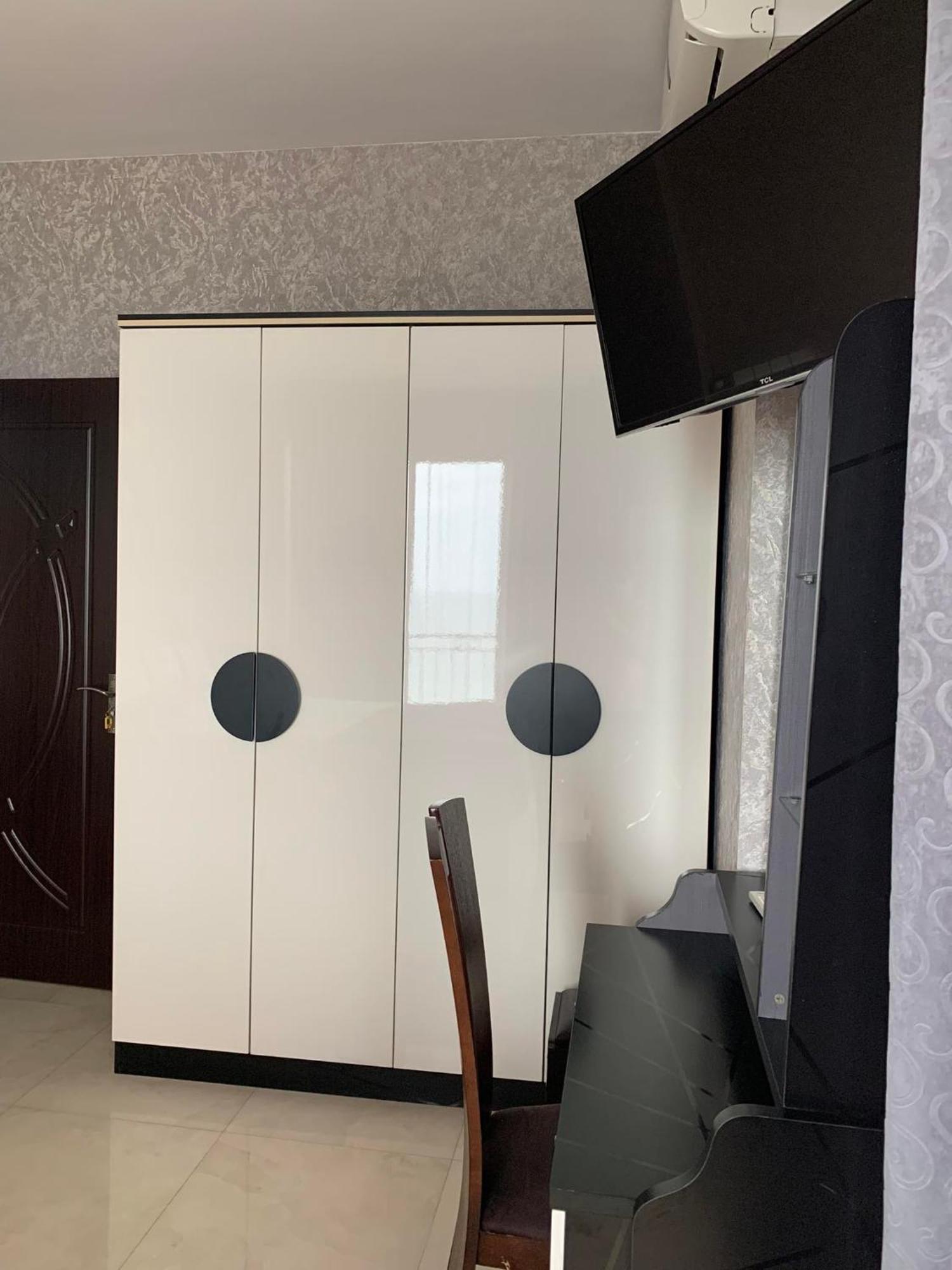 White House Chakvi Hotel Екстериор снимка