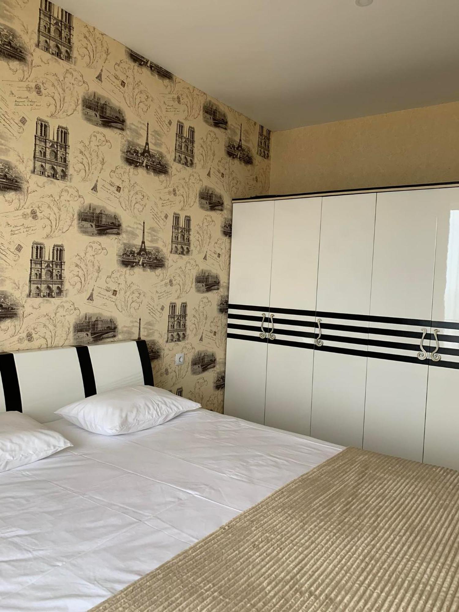 White House Chakvi Hotel Екстериор снимка