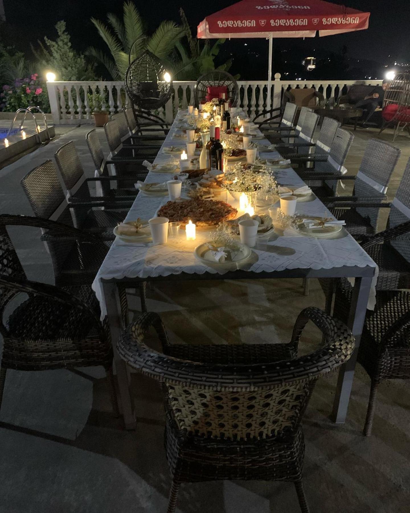 White House Chakvi Hotel Екстериор снимка