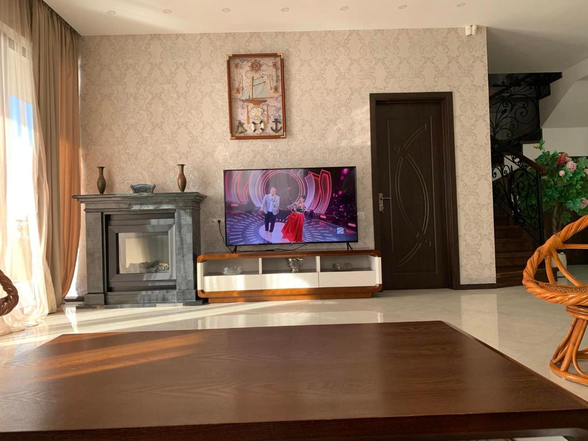 White House Chakvi Hotel Екстериор снимка